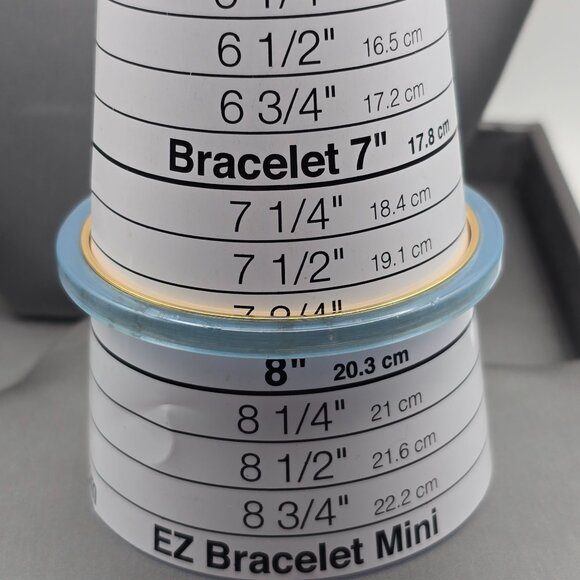 J Crew Blue Lucite Bangle Bracelet 7.75" Gold‑Tone Preppy Style - Picture 4 of 6